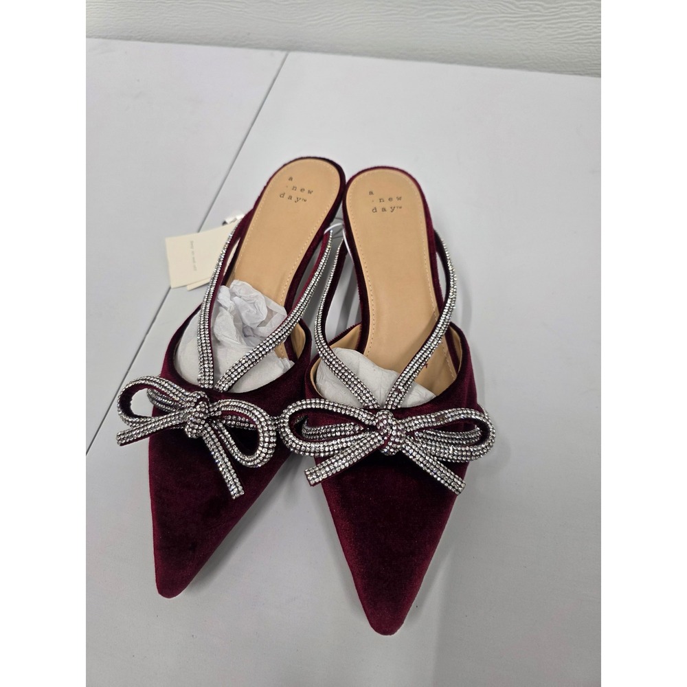 A New Day Burgundy Velvet Rhinestone Bow Kitten Heels Pointed Toe Mules Red - Picture 1 of 4